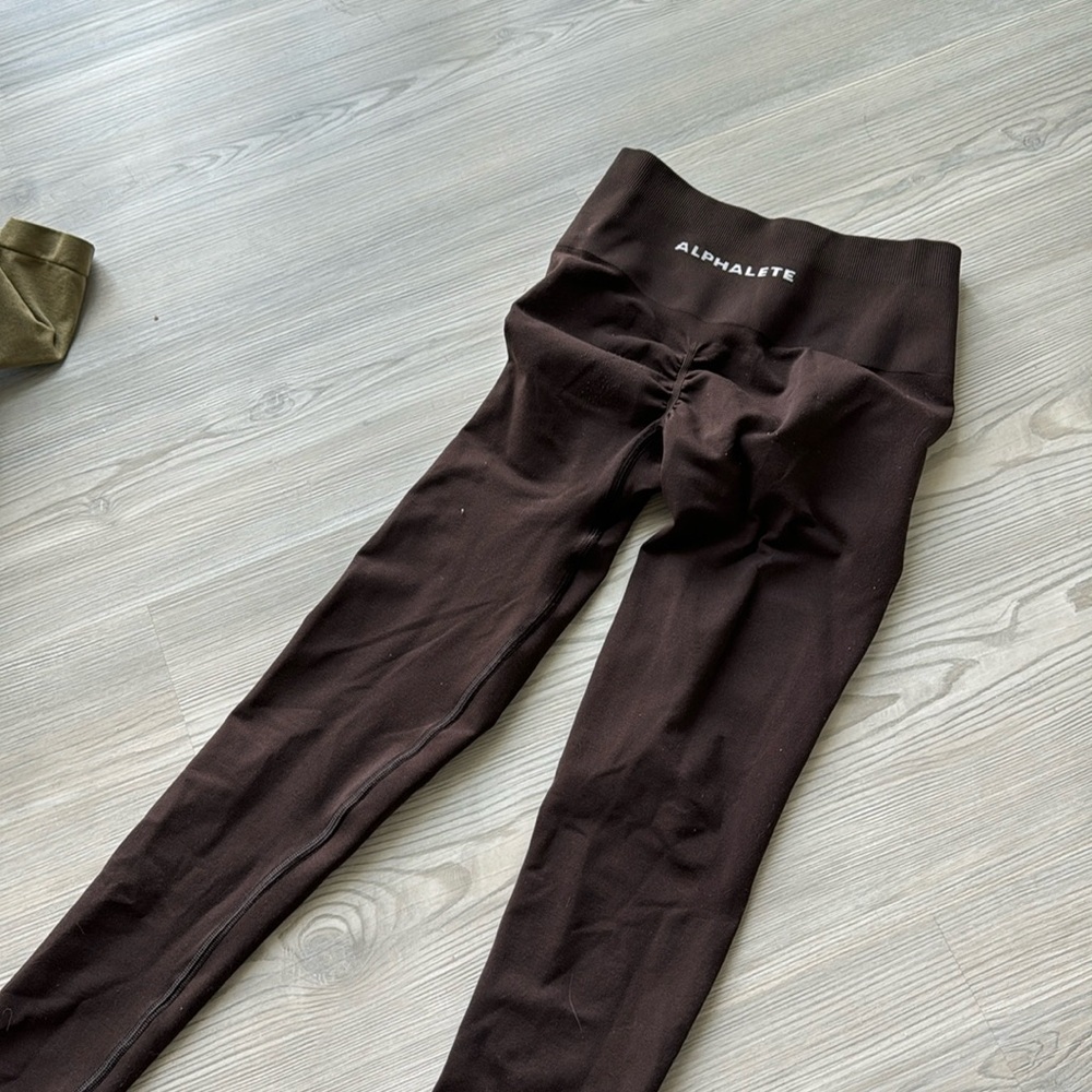 Alphatele amplify leggings